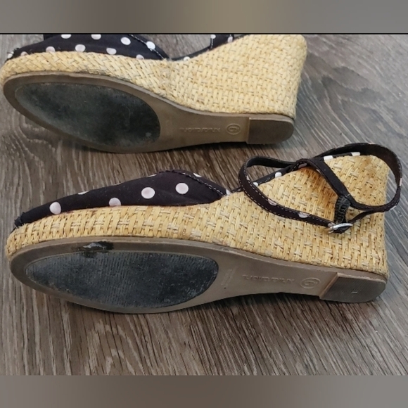 Xhilaration Wedge Peep-Toe Black and White Polka-dots Shoes Size 9 Open Toe Boho - Picture 6 of 9